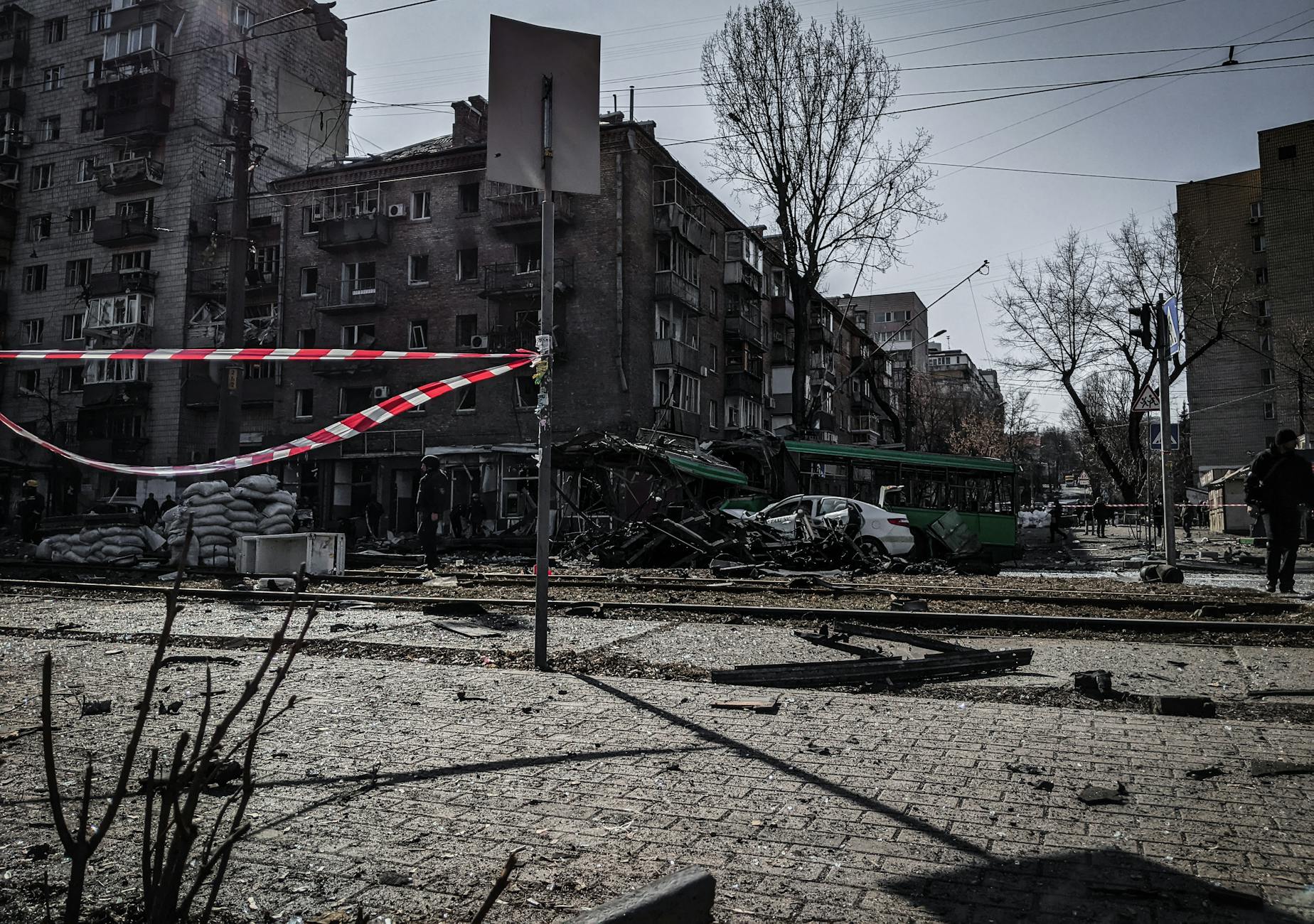 war destruction in ukrainian city